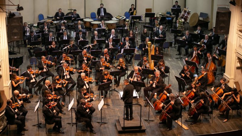 La Orquesta Filarmónica presenta un nuevo concierto en el Teatro Independencia